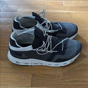 On Running CloudTech Shoes, good condition size 11.5